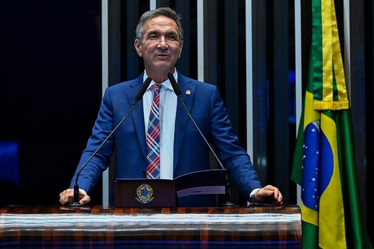 Lucas Barreto critica novo aumento na conta de luz dos amapaenses: “32%, isso é uma covardia”