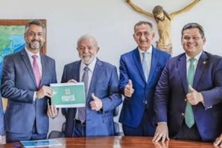 Lula deve exonerar Waldez Góes e enfraquecer grupo político de Davi Alcolumbre no Amapá