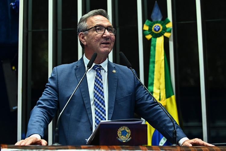 Senador Lucas Barreto destina R$ 35 milhões para saúde de Macapá e R$ 5,5 milhões para Santana