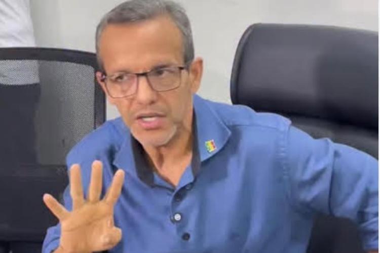 Após desequilibrar contas da Prefeitura de Macapá, DaLua atrasa adicionais e horas extras de servidores, diz Sindsaúde