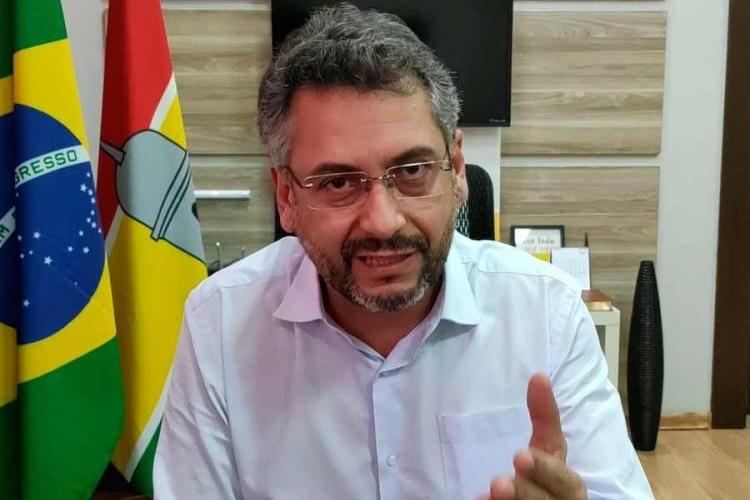 Em baixa nas pesquisas, base de Clécio começa a desmoronar na ALAP e em Santana