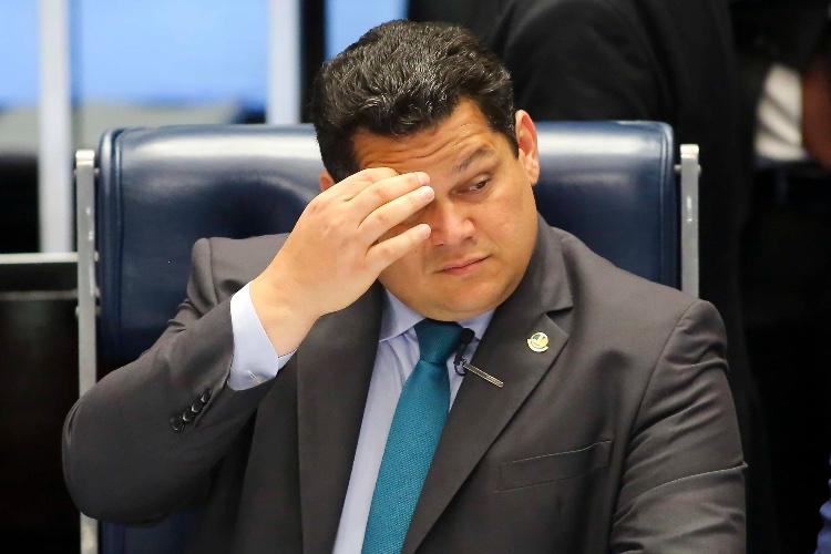 Davi Alcolumbre tem 90% de imagem negativa e é o político mais rejeitado do Brasil, aponta AtlasIntel