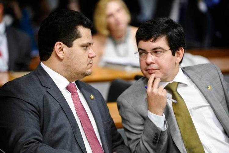 Petista convoca “pressão total” pelo fim da escala 6x1, mas Randolfe opta pelo silêncio contra Davi Alcolumbre