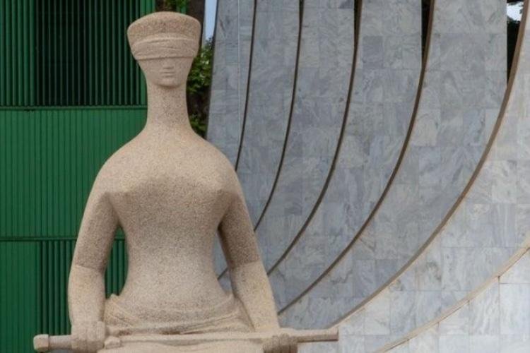 Fenaj pede revisão no STF sobre exigência de diploma para jornalistas