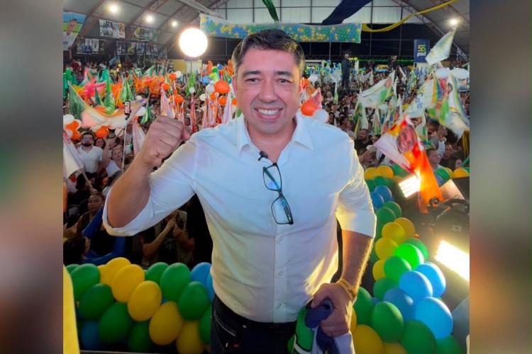 Médico reconhecido no Amapá, com mais de 18 mil cirurgias realizadas, Dr. Vinícius Reis é oficializado candidato a deputado federal pelo Podemos